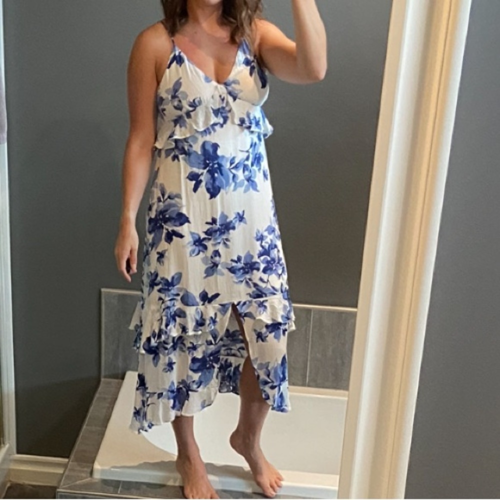 Medium blue floral lulus dress